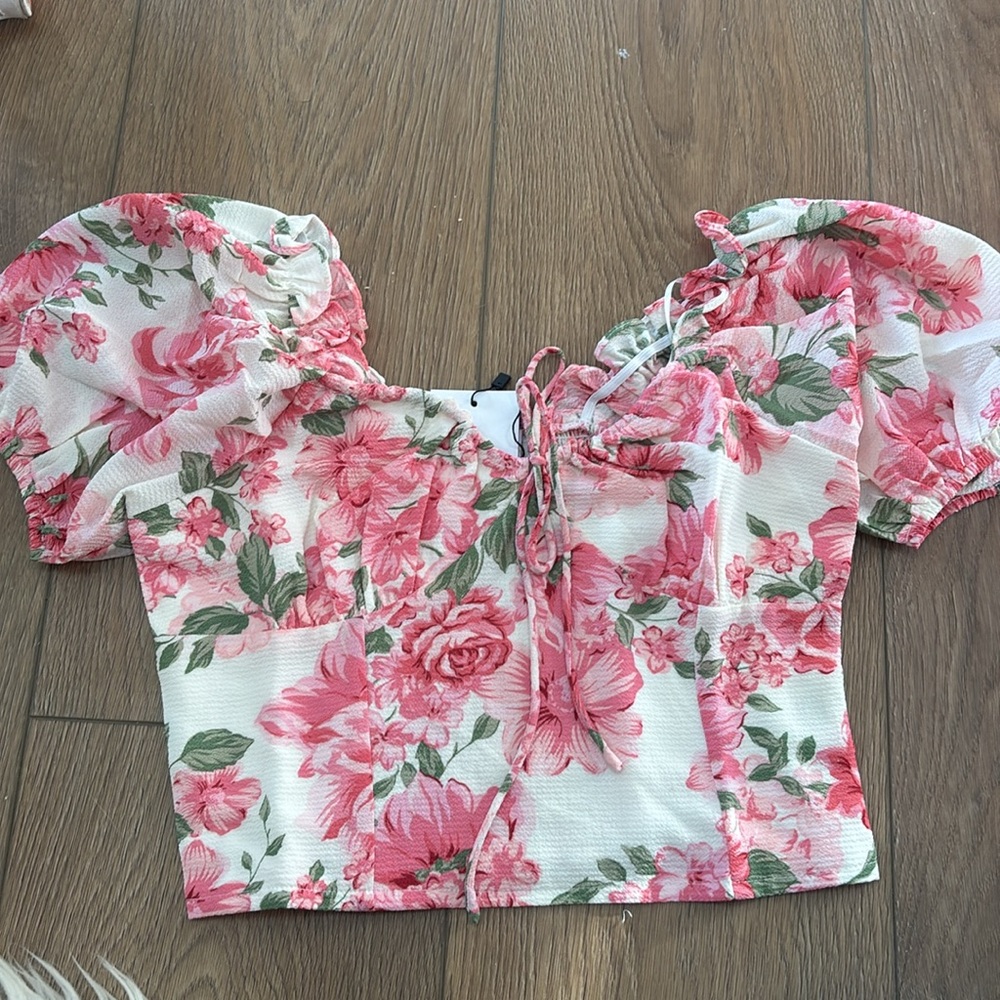 Floral top - Picture 8 of 11